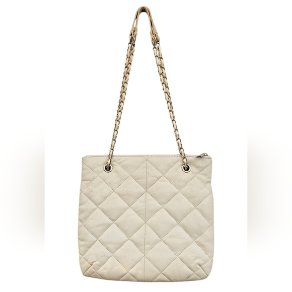 DKNY Creamy Quilted Crossbody/Shoulder Bag. Versatile Neutral Transitional - Picture 2 of 9
